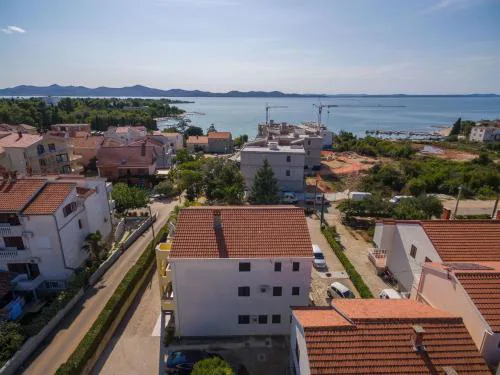 Apartments Davorka