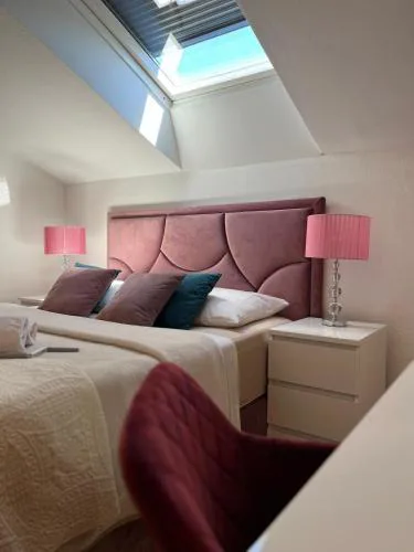 Apartments Four You-with sea view