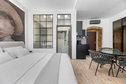 Apartments Kalelarga I Sveti Lovre