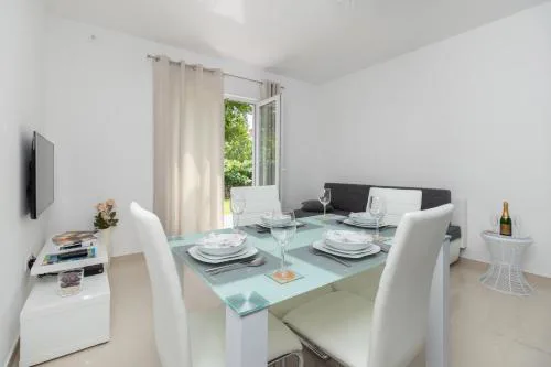 Apartments Peca