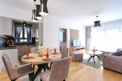 Apartments Perla with free parking