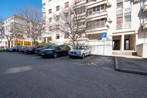 Apartments with WiFi Zadar - 23530