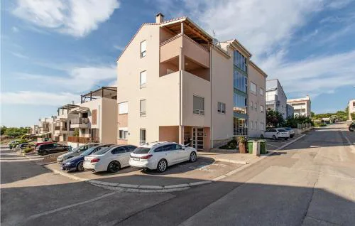 Awesome Apartment In Zadar With Kitchen