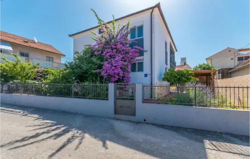Awesome Home In Zadar With Wifi