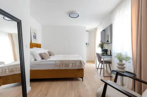 Barbara II - luxury rooms with balcony