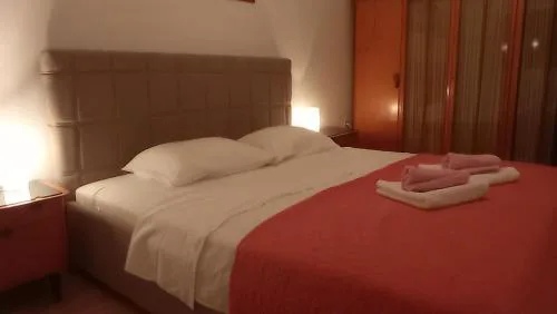 Familiy Apartment Jure Zadar
