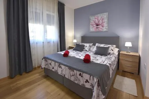 Greenvine Apartment