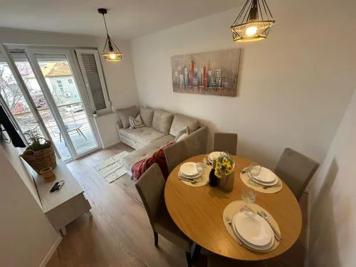 Julia Apartment
