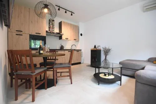 Kala House - BRAND NEW!!