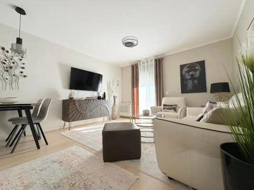 Premium Suite Lume w Parking and Balcony