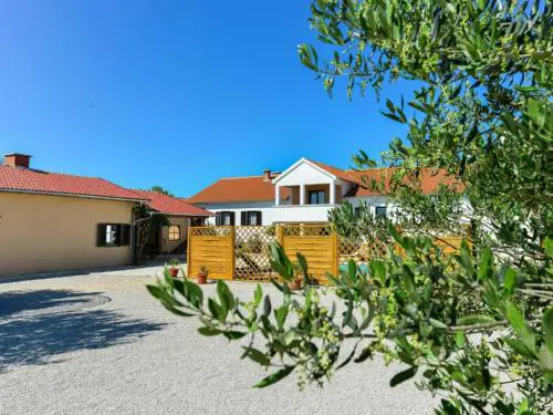 Marinic Comfortable holiday residence