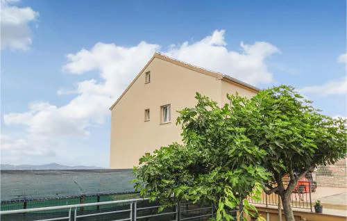 Nice Apartment In Zadar With Kitchen