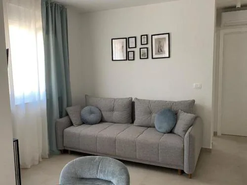 One Bedroom Apartment with Balcony and City View