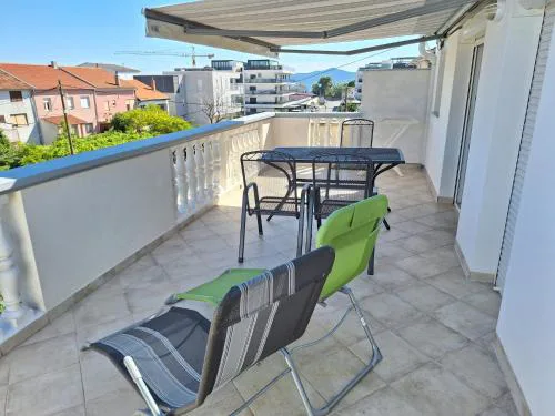 Perica apartment and Perica room with separate entrance
