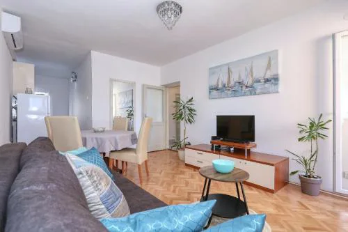 Rita Sea View apartment