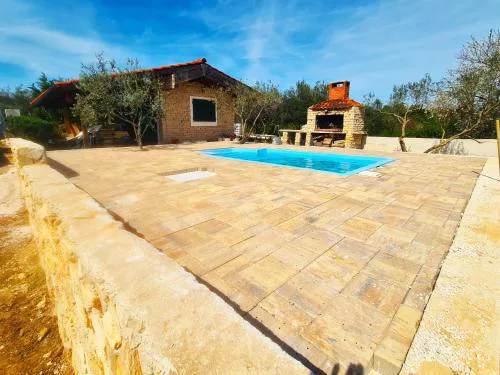 Romantic Villa Cherry