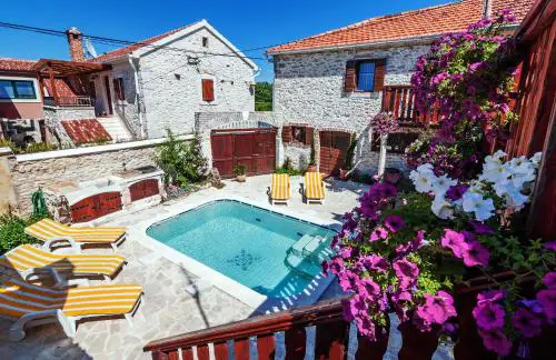 Studio Romantica In Zadar Mit Gemeinsamem Pool