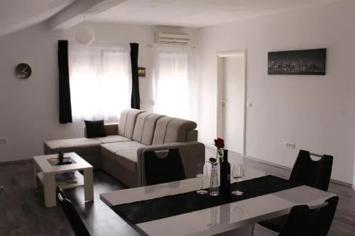 Top Floor Apartment