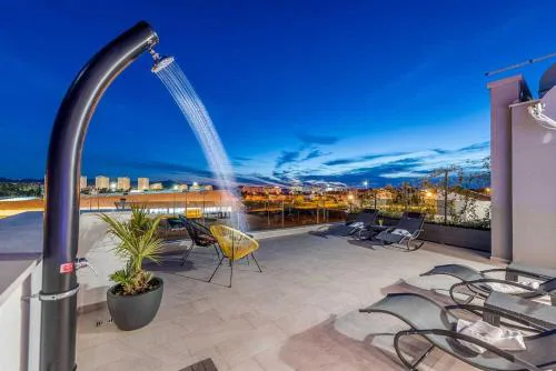 Zadar I Penthouse 2 mit Dachterrasse & Jacuzzi