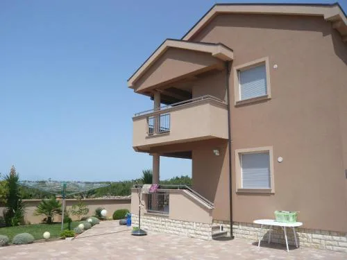 House in Zaton near Sandy Beaches