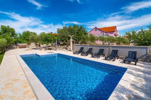 Villa Eagle