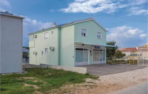 1 Bedroom Amazing Apartment In Biograd