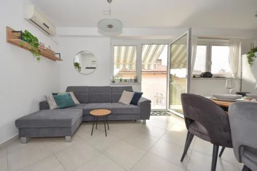 Apartman Lora