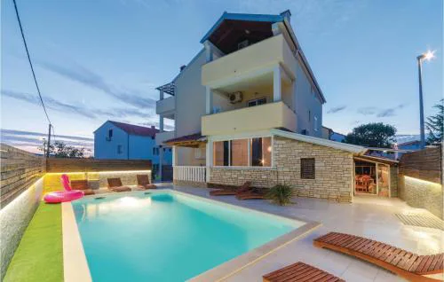 Apartment Biograd 2 Floor