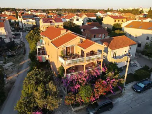 Apartment in Biograd na Moru with Terrace, Air conditioning, Wi-Fi, Dishwasher (4818-2)
