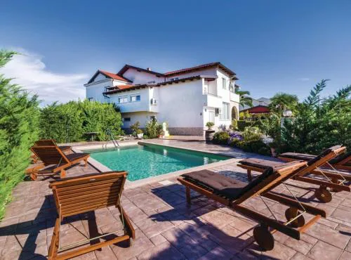 Holiday Home Villa Ksenija