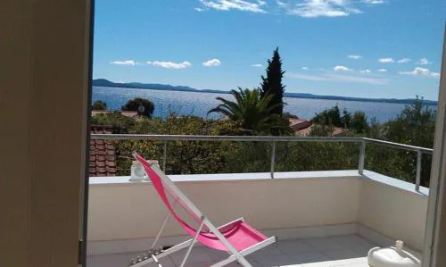 Mala vila Punta Skala