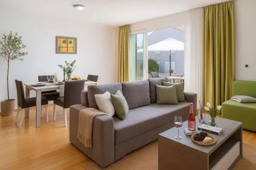 Sunny Resort apartment 1211