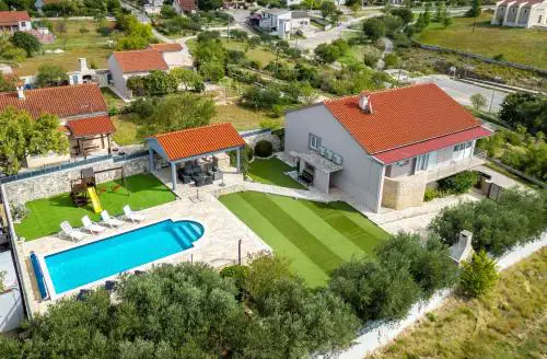 Villa Elder ZadarVillas