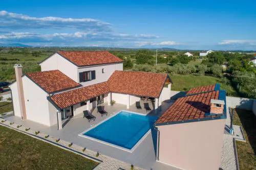 Villa DOKA