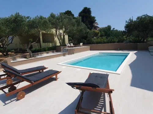 Holiday home in Drage with sea views, balcony, air conditioning,WiFi 592-1
