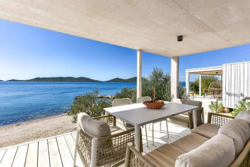 Luxury beachfront eco villa 77 with sauna