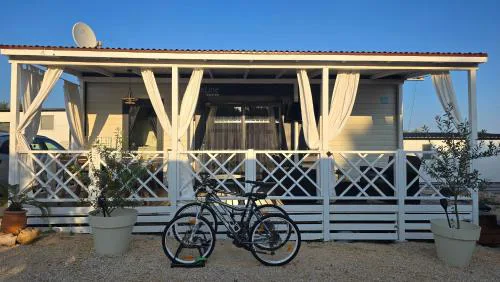 Relaxing Mobile Home Maestral - Beach, Private Jacuzzi, Pool Access