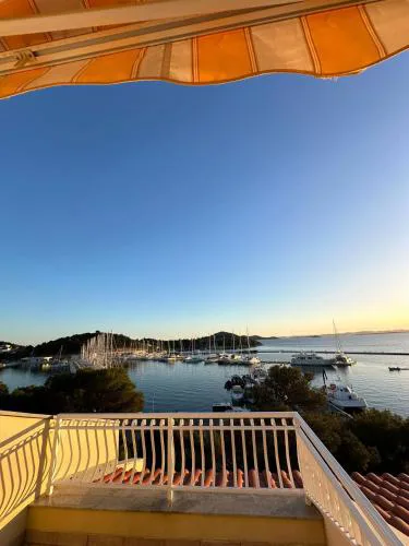 Seabreeze Mustel Apartment in Drage - Adults Only