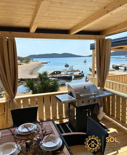 SOL- Seafront House Croatia: your holiday first row to the beach