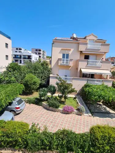 Apartments Kala