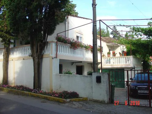 Apartments with parking space Sveti Filip i Jakov, Biograd - 13225
