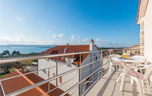 Cozy Apartment In Sveti Filip I Jakov