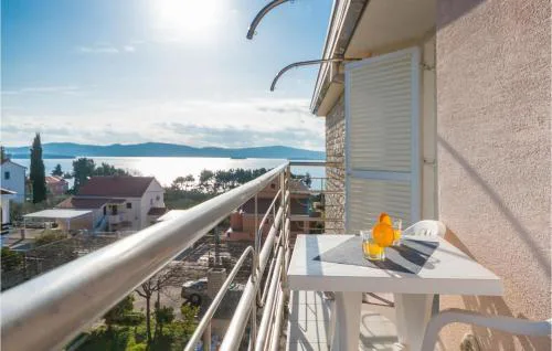 Lovely Apartment In Sveti Filip I Jakov