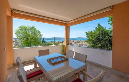 Villa Lara, Family Retreat with Sea View & Pool