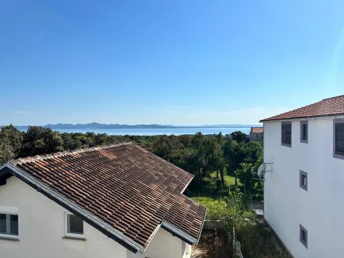 Family Apartment near Beach Petrčane - Quiet & Central - Unit 2