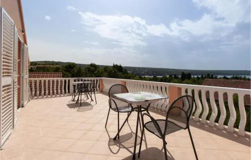 Stunning Apartment In Gornji Karin