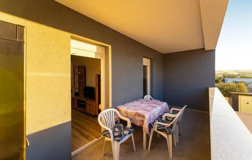 Stunning Apartment In Gornji Karin