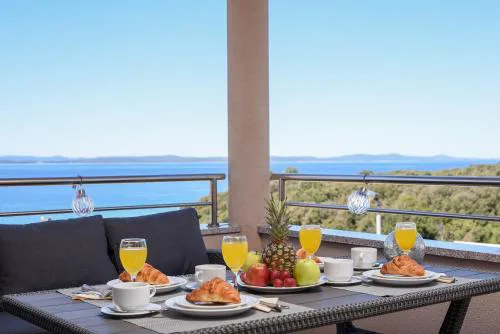 Sunset Beach Suites