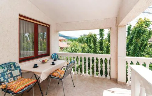 Two-Bedroom Apartment In Krusevo