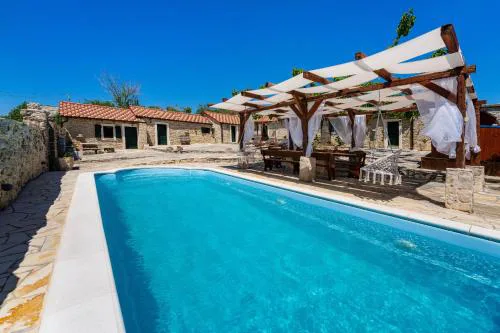 My Dalmatia - Hilltop Paradise with private pool